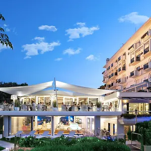 Atlantic & 4*, Riccione Italie
